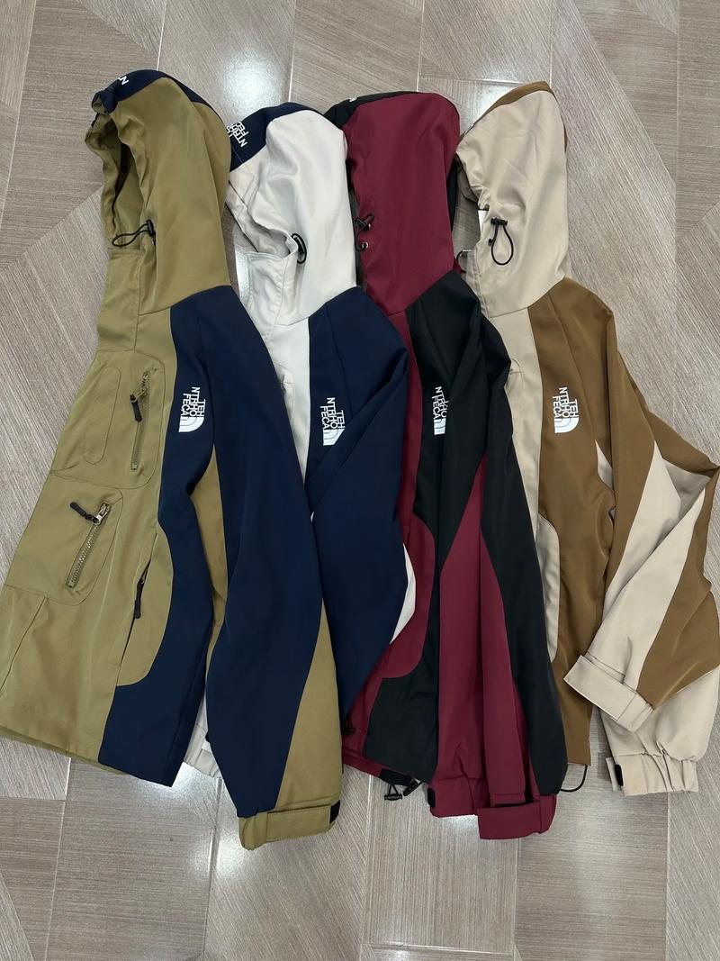 工厂源头直供，揭秘服装批发的高效生意经