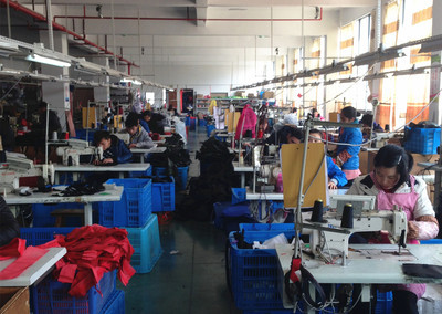 家用环保折叠购物袋批发采购指南 圆点薄款190T涤纶折叠布袋